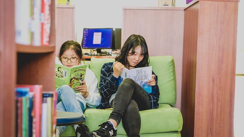 Parent Essentials | Dalian Huamei School - 03 Feature Cards