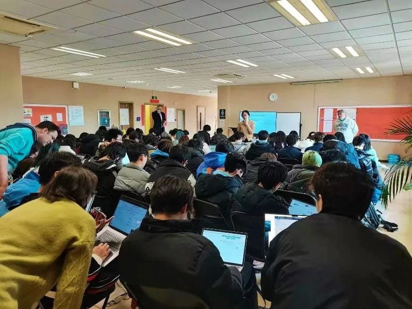 11年级升学讲座 - G11 Students - Counseling Meeting